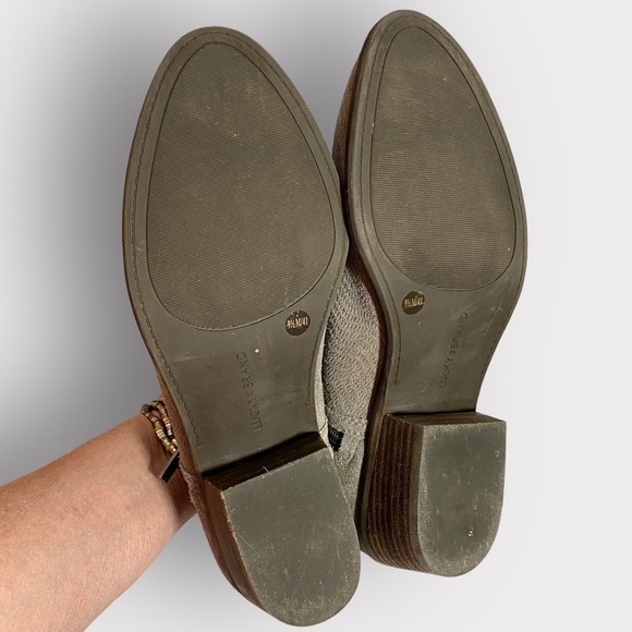 Lucky Brand Sz 9.5 Perforated Suede Ankle Booties Double Zip - Picture 7 of 11